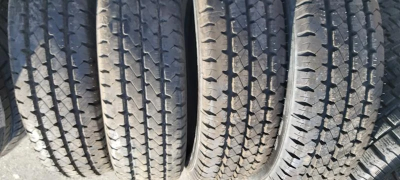 Гуми Летни 205/75R16, снимка 1 - Гуми и джанти - 32916668