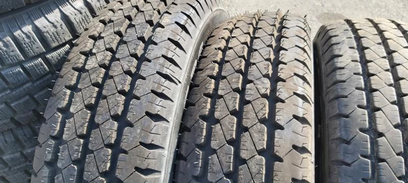 Гуми Летни 205/75R16, снимка 2 - Гуми и джанти - 32916668