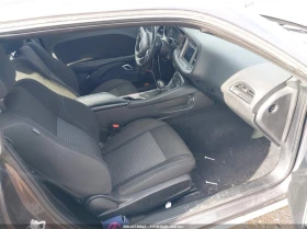 Dodge Challenger 3.6l Sxt Awd, снимка 5
