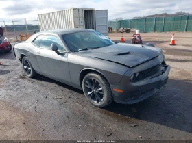Dodge Challenger 3.6l Sxt Awd, снимка 1