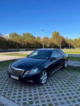 Mercedes-Benz E 500 4MATIC, снимка 1