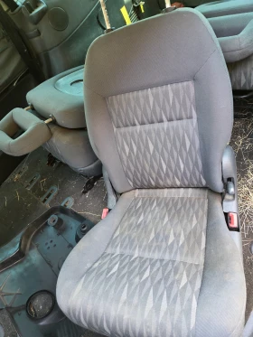 Ford Galaxy 1.9 ТДИ - 500 € / 977.91 лв. - 17031422 7