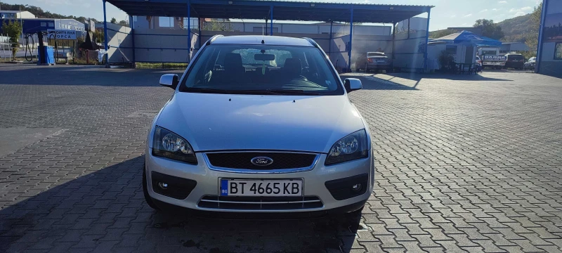 Ford Focus 1.6 TDCI, снимка 8 - Автомобили и джипове - 47409560