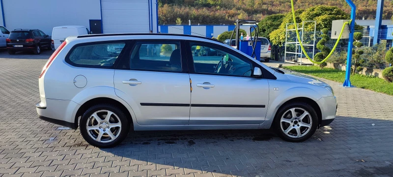 Ford Focus 1.6 TDCI, снимка 6 - Автомобили и джипове - 47409560