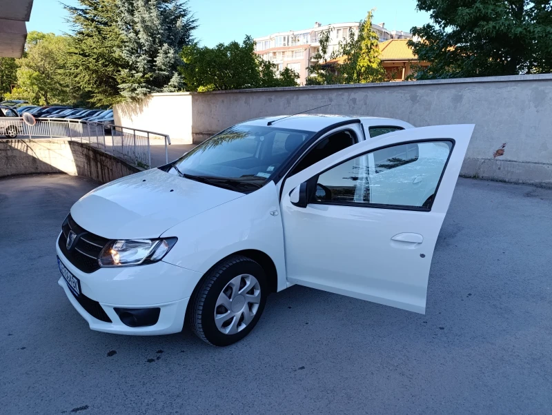 Dacia Logan, снимка 1 - Автомобили и джипове - 47427544