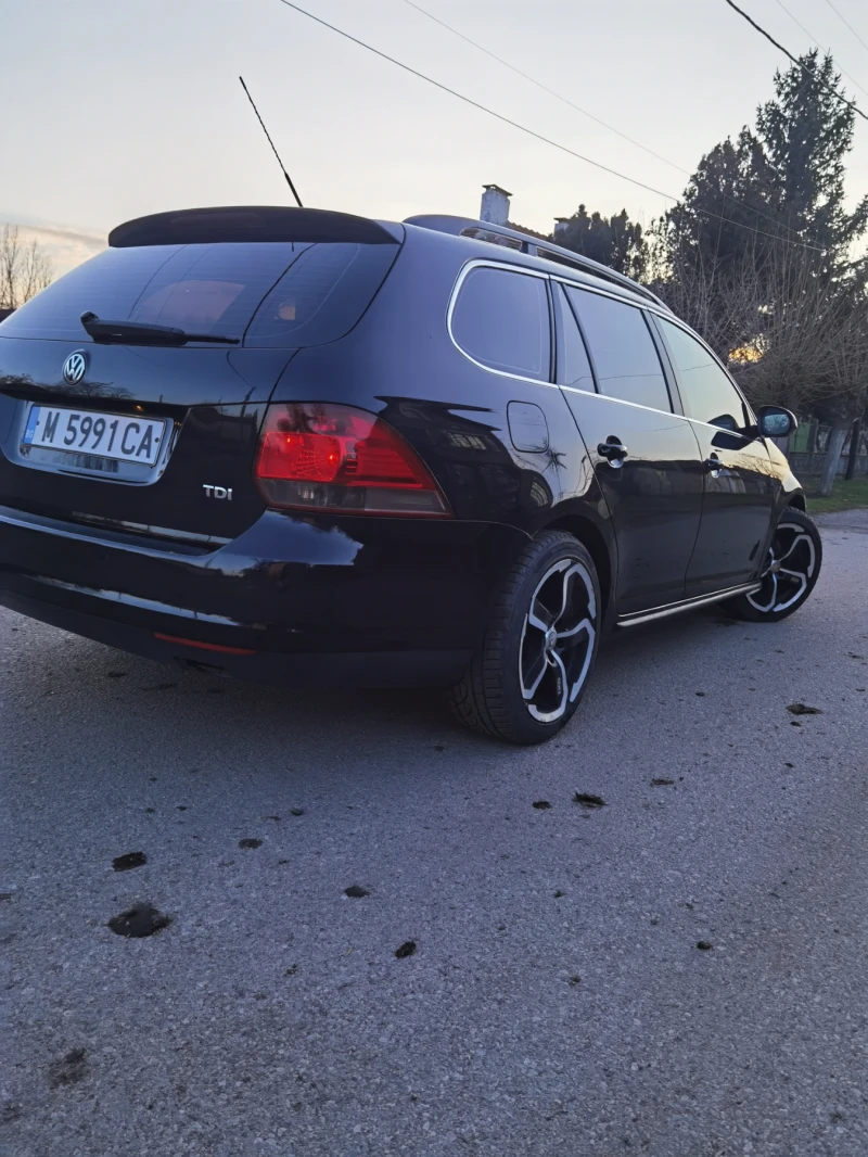 VW Golf, снимка 3 - Автомобили и джипове - 48337284