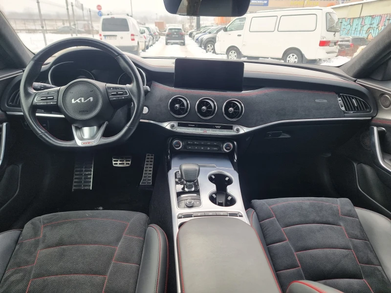 Kia Stinger 3.3i V6 AWD GT FACE LIFT, снимка 9 - Автомобили и джипове - 48717748