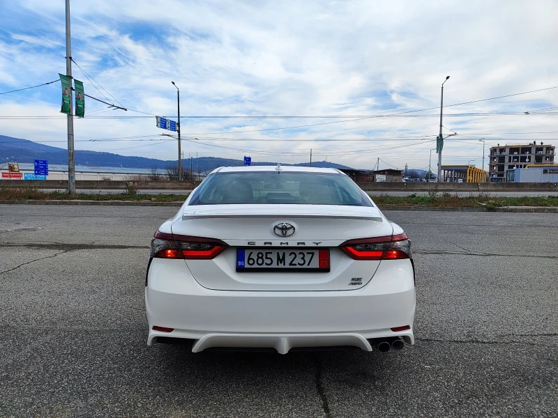 Toyota Camry 2.5 SE AWD, снимка 5 - Автомобили и джипове - 48756781