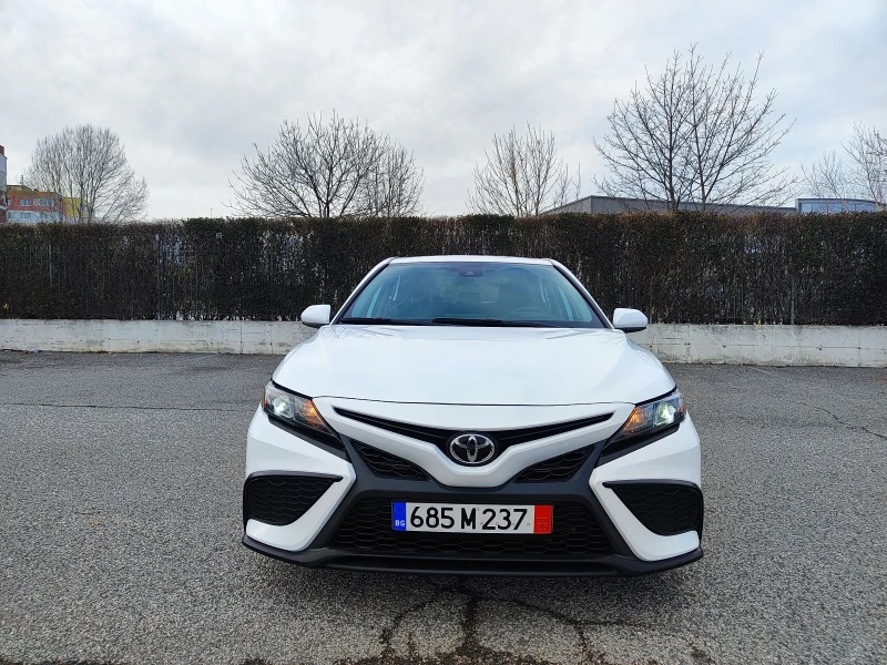 Toyota Camry 2.5 SE AWD, снимка 1 - Автомобили и джипове - 48756781