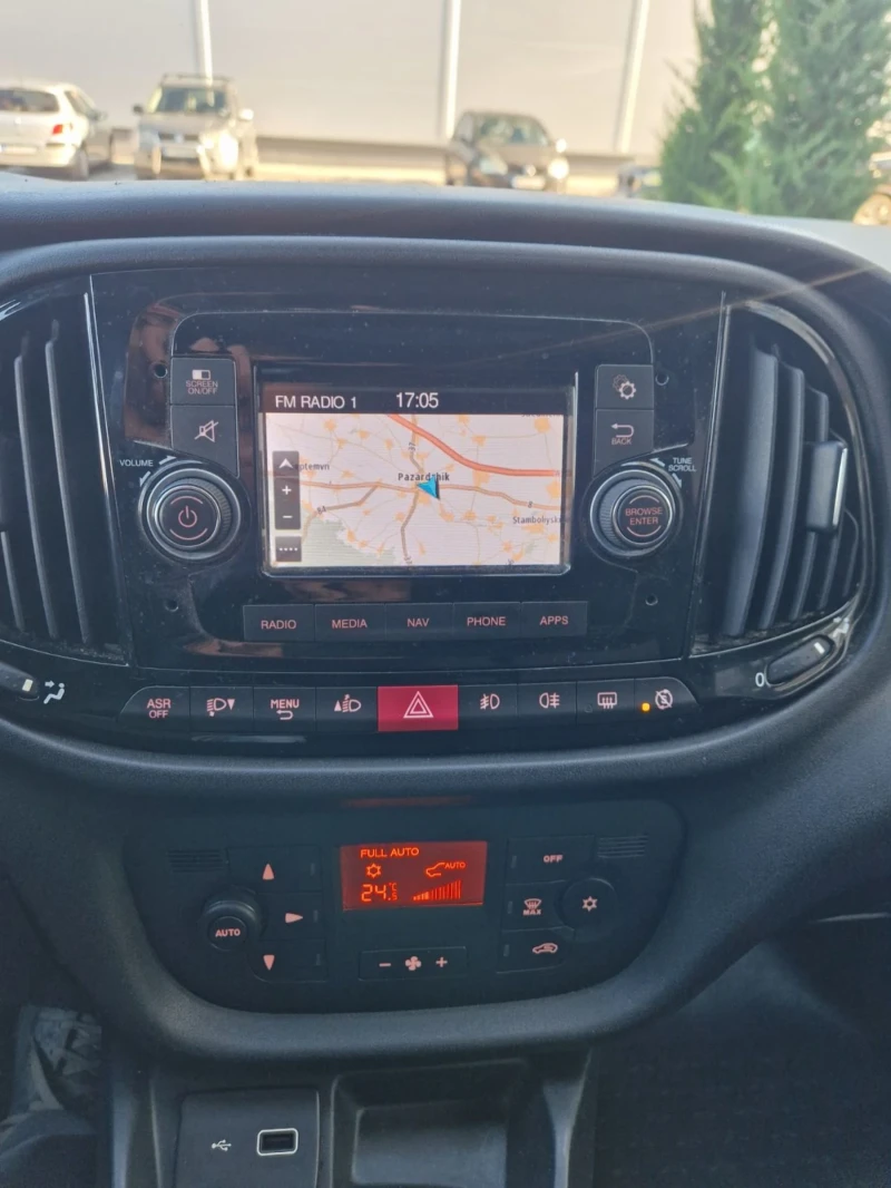 Fiat Doblo 1.6 M-jet.105 к.с. НАВИГАЦИЯ , снимка 15 - Автомобили и джипове - 51949003