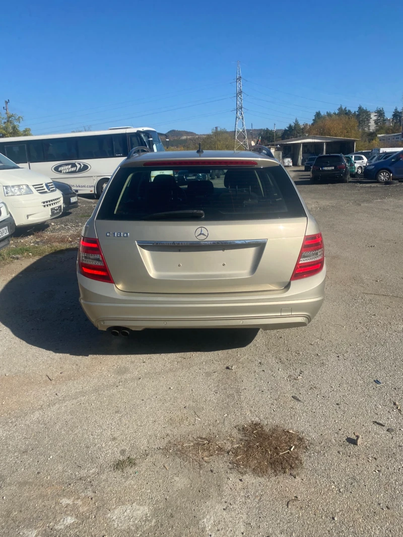 Mercedes-Benz C 180 C180 CGI Exclusive, снимка 4 - Автомобили и джипове - 52324903