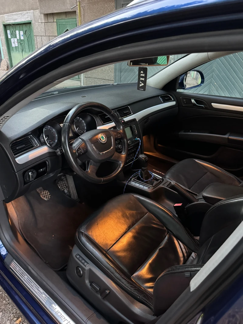 Skoda Superb 1.8T 4x4, снимка 7 - Автомобили и джипове - 52389718