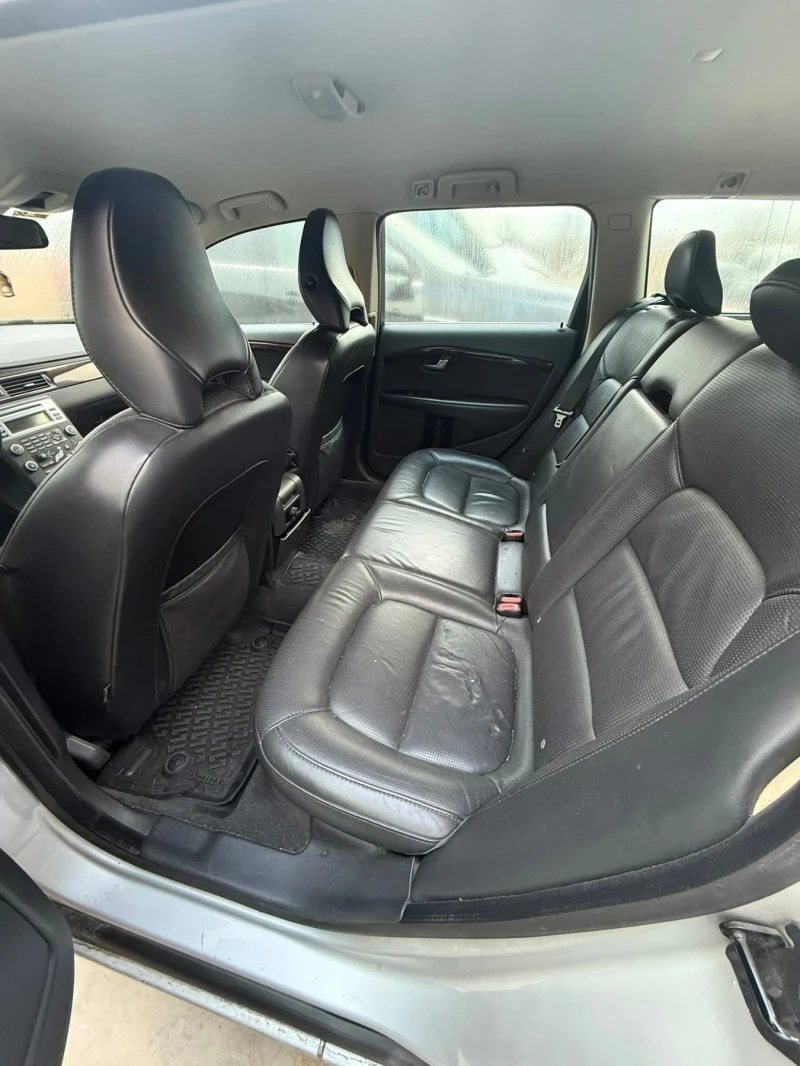 Volvo V70 2.4d5 awd, снимка 5 - Автомобили и джипове - 52707477