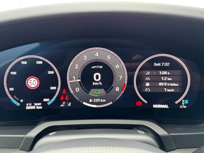 Porsche 911 992.2 CARRERA 4 GTS/AEROKIT/BOSE/PANO/SPORT DESIGN, снимка 8 - Автомобили и джипове - 53230241