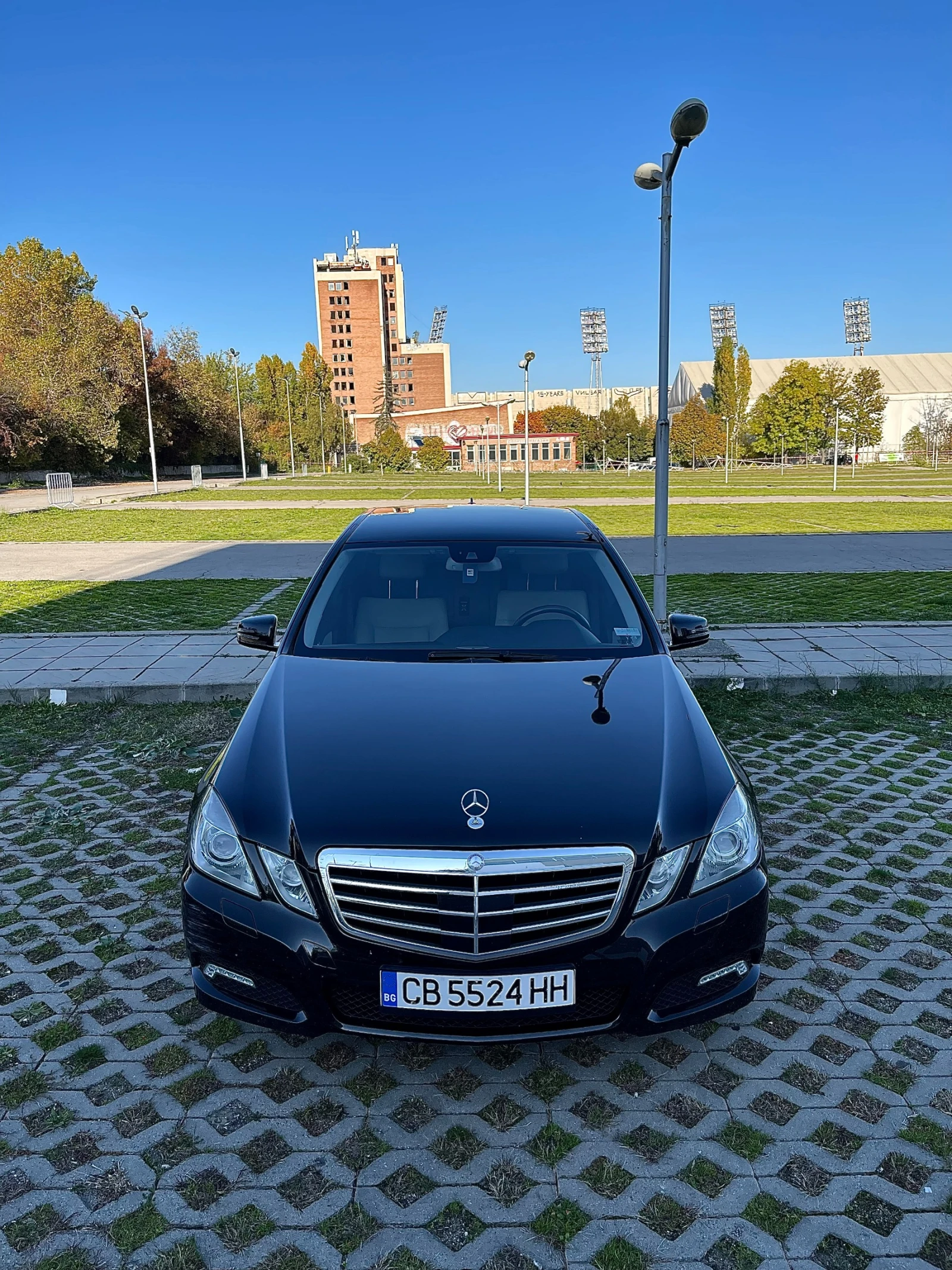 Mercedes-Benz E 500 4MATIC - изображение 5