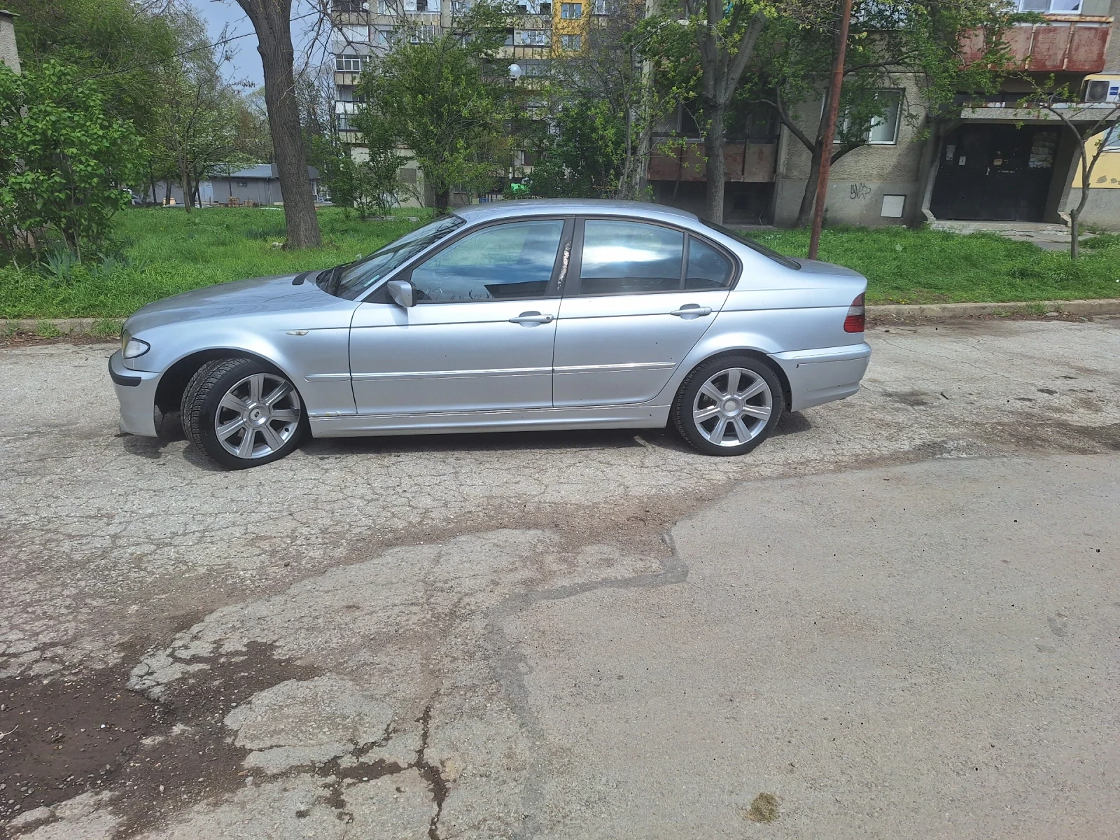 BMW 320  - изображение 5