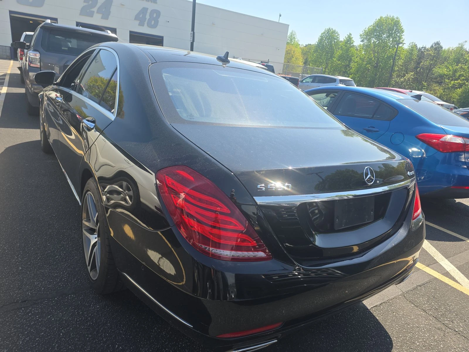 Mercedes-Benz S 550 Adaptive Cruise/Automatic Parking/Keyless/Масаж - изображение 6