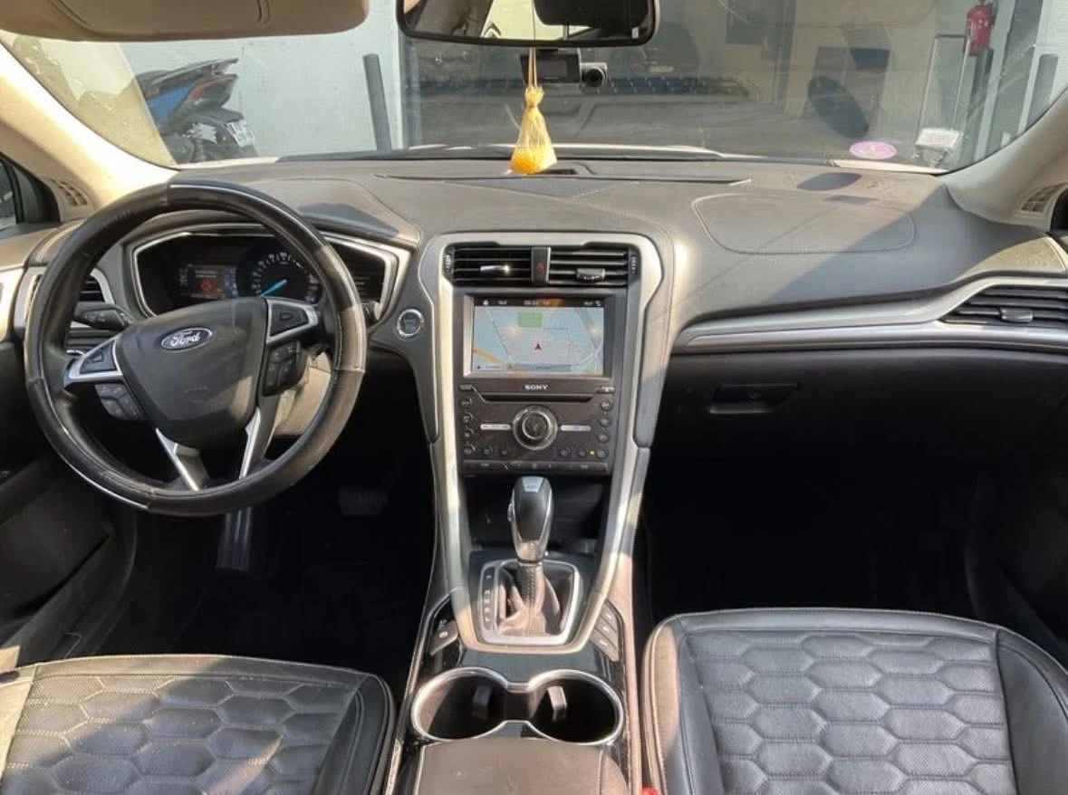 Ford Mondeo 2.0Hybrid Vignale  - изображение 10