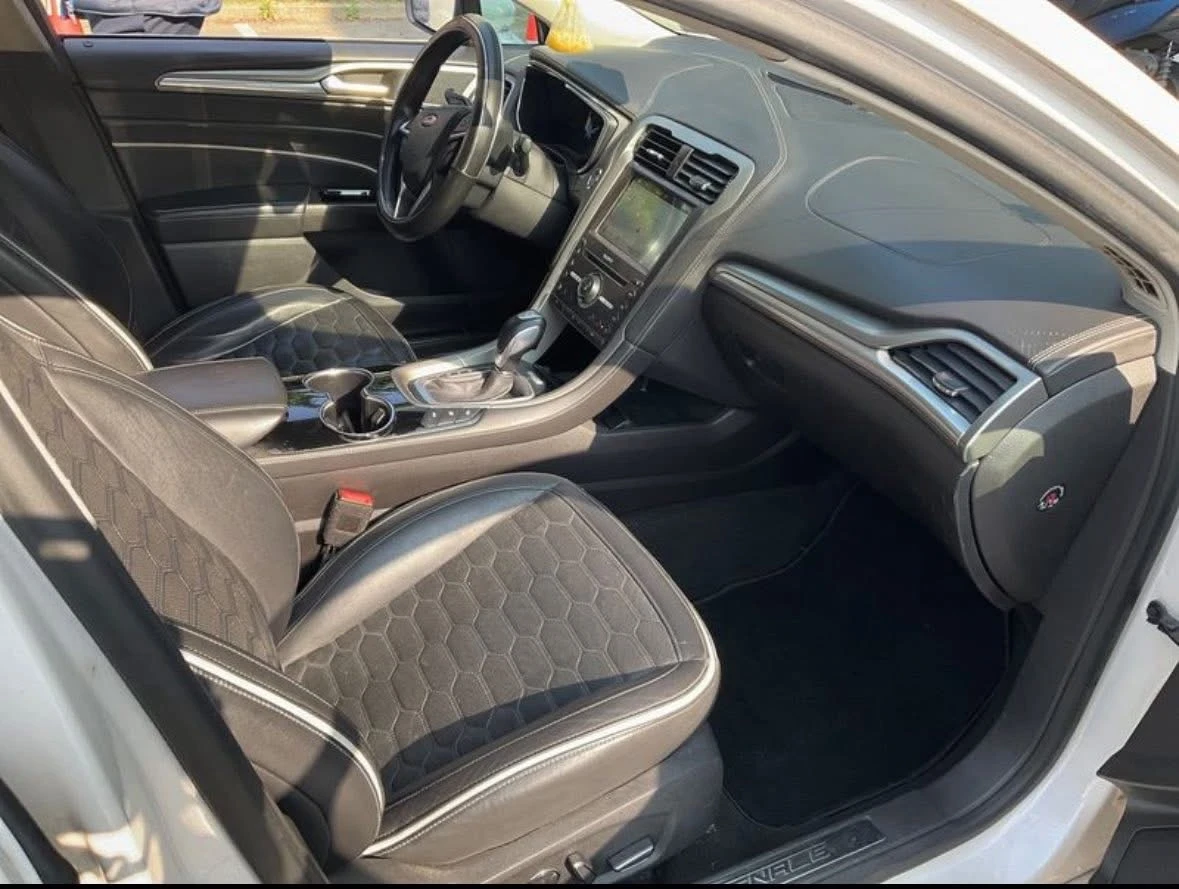 Ford Mondeo 2.0Hybrid Vignale  - изображение 8