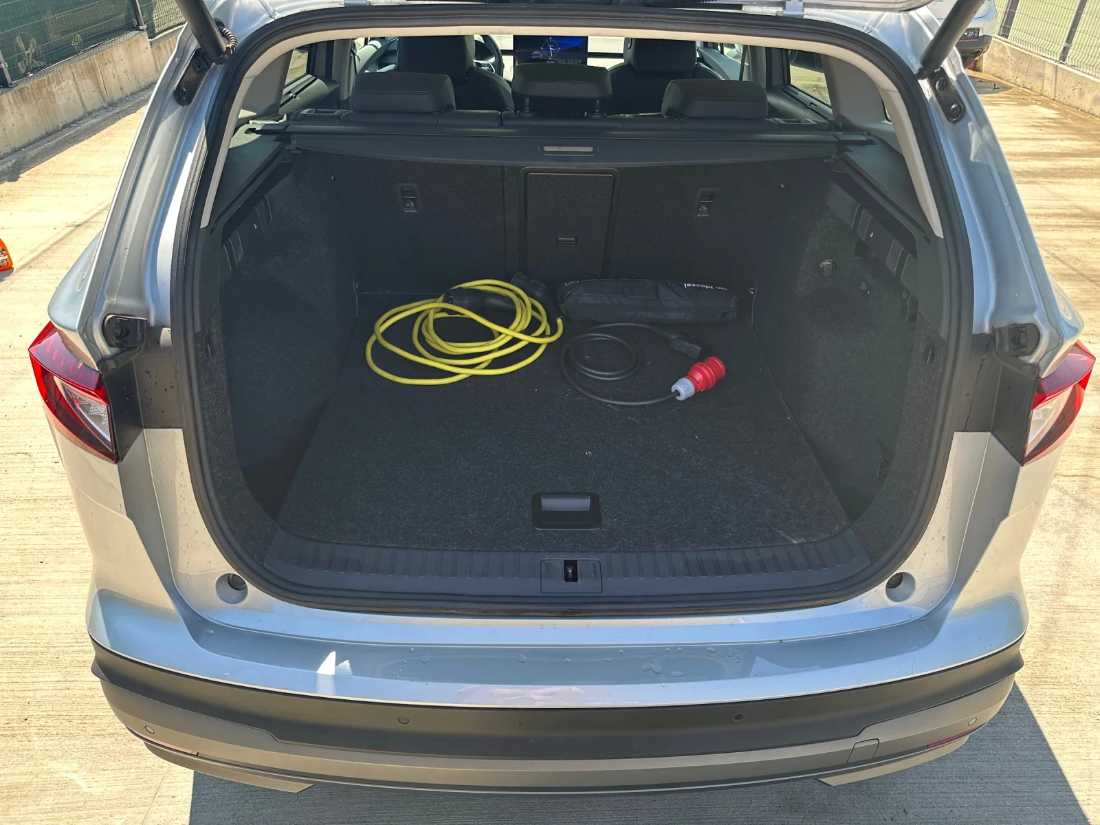 Skoda Enyaq IV 80/1ST EDITION/CAM/FULL ASIST/MATRIX/21  | Mobile.bg   17