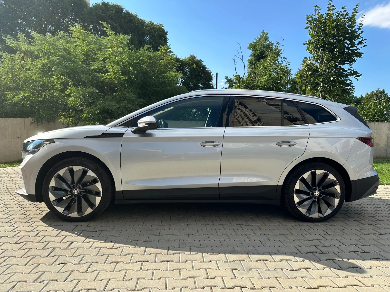 Skoda Enyaq IV 80/1ST EDITION/CAM/FULL ASIST/MATRIX/21  - изображение 4