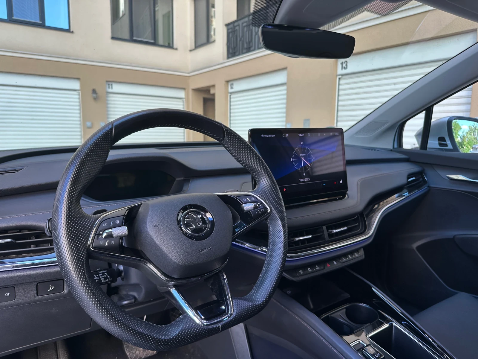 Skoda Enyaq IV 80/1ST EDITION/CAM/FULL ASIST/MATRIX/21  - изображение 9