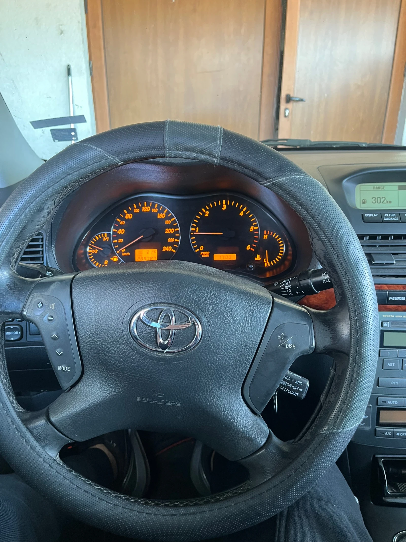 Toyota Avensis 2.2 D4D D-CAT - изображение 6