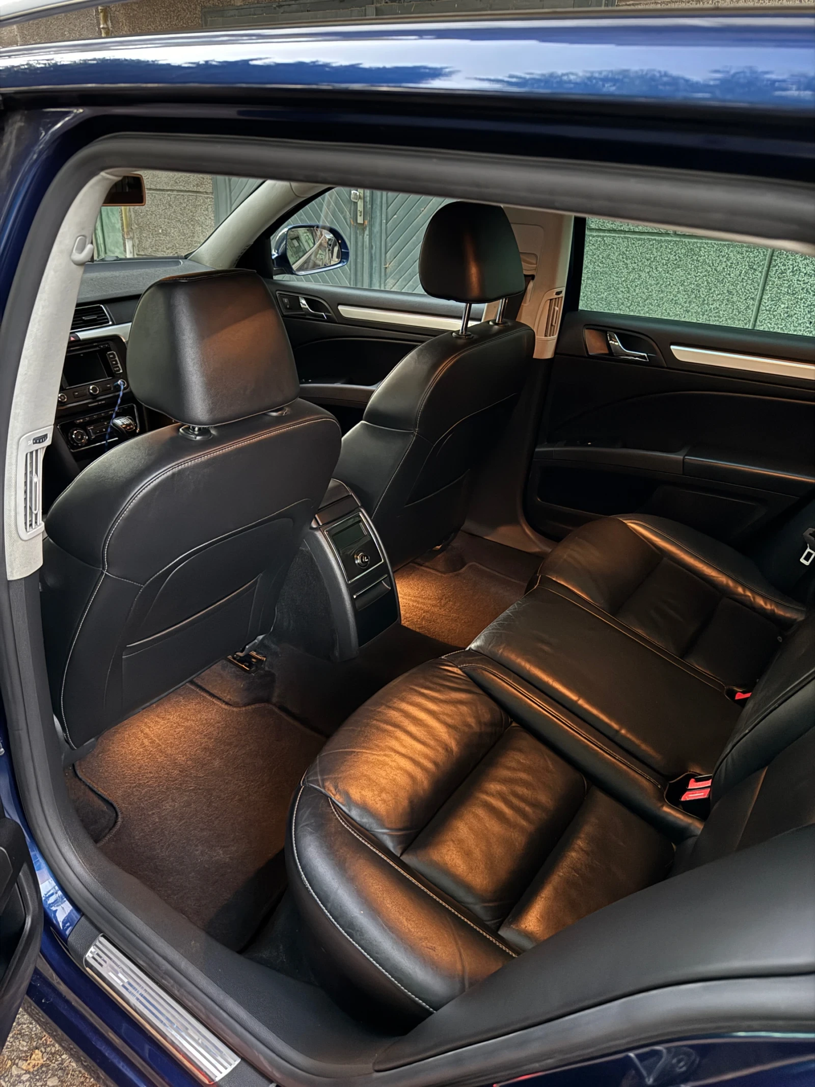 Skoda Superb 1.8T 4x4 - изображение 8