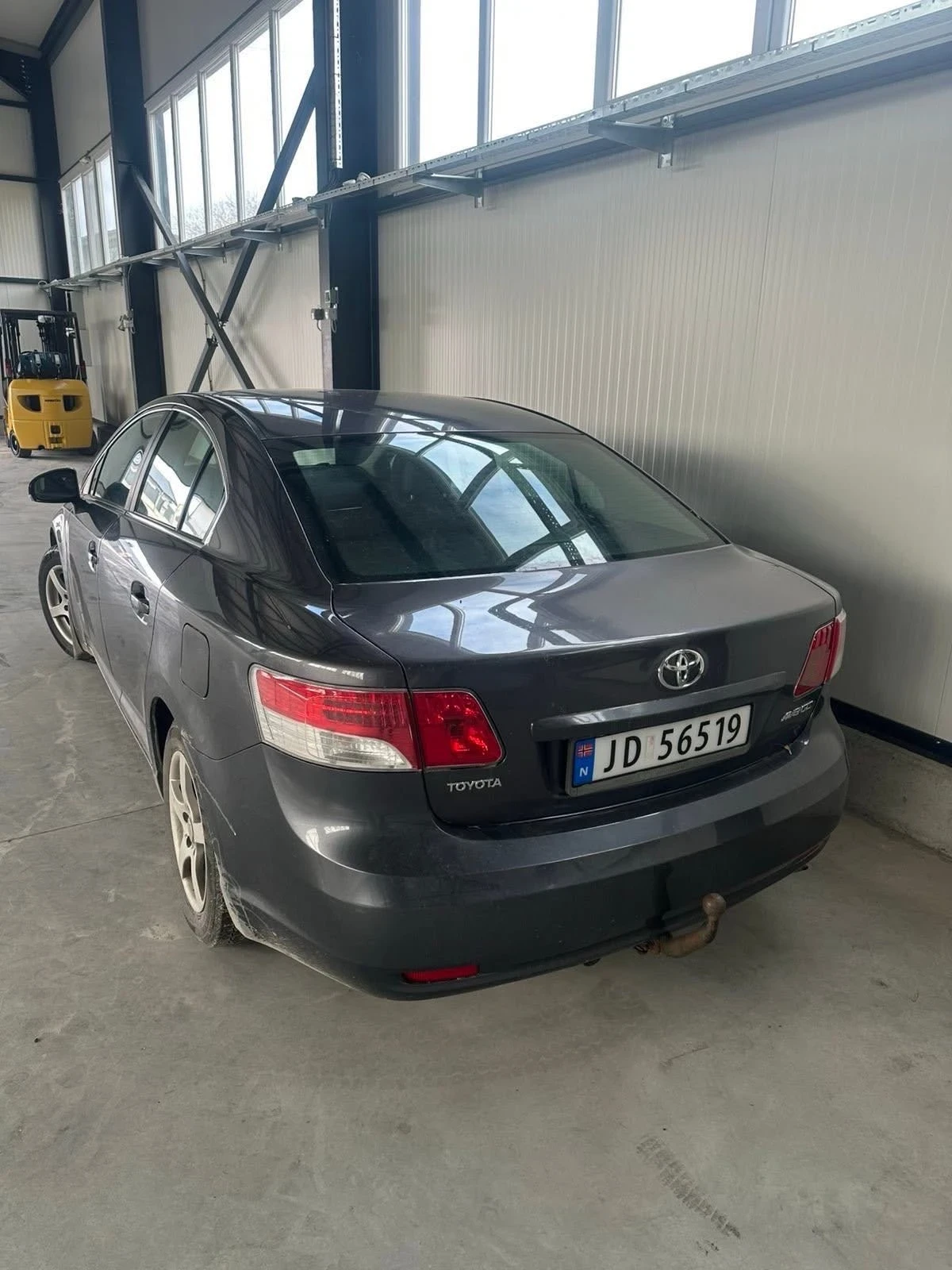 Toyota Avensis 2.0 Diesel, снимка 2 - Автомобили и джипове - 53722041