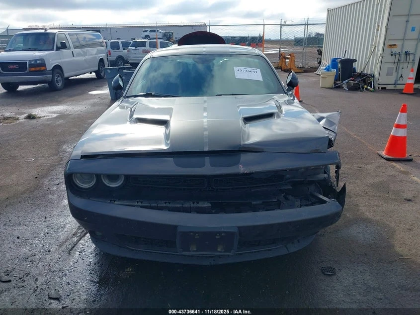 Dodge Challenger 3.6l Sxt Awd, снимка 13 - Автомобили и джипове - 53906732