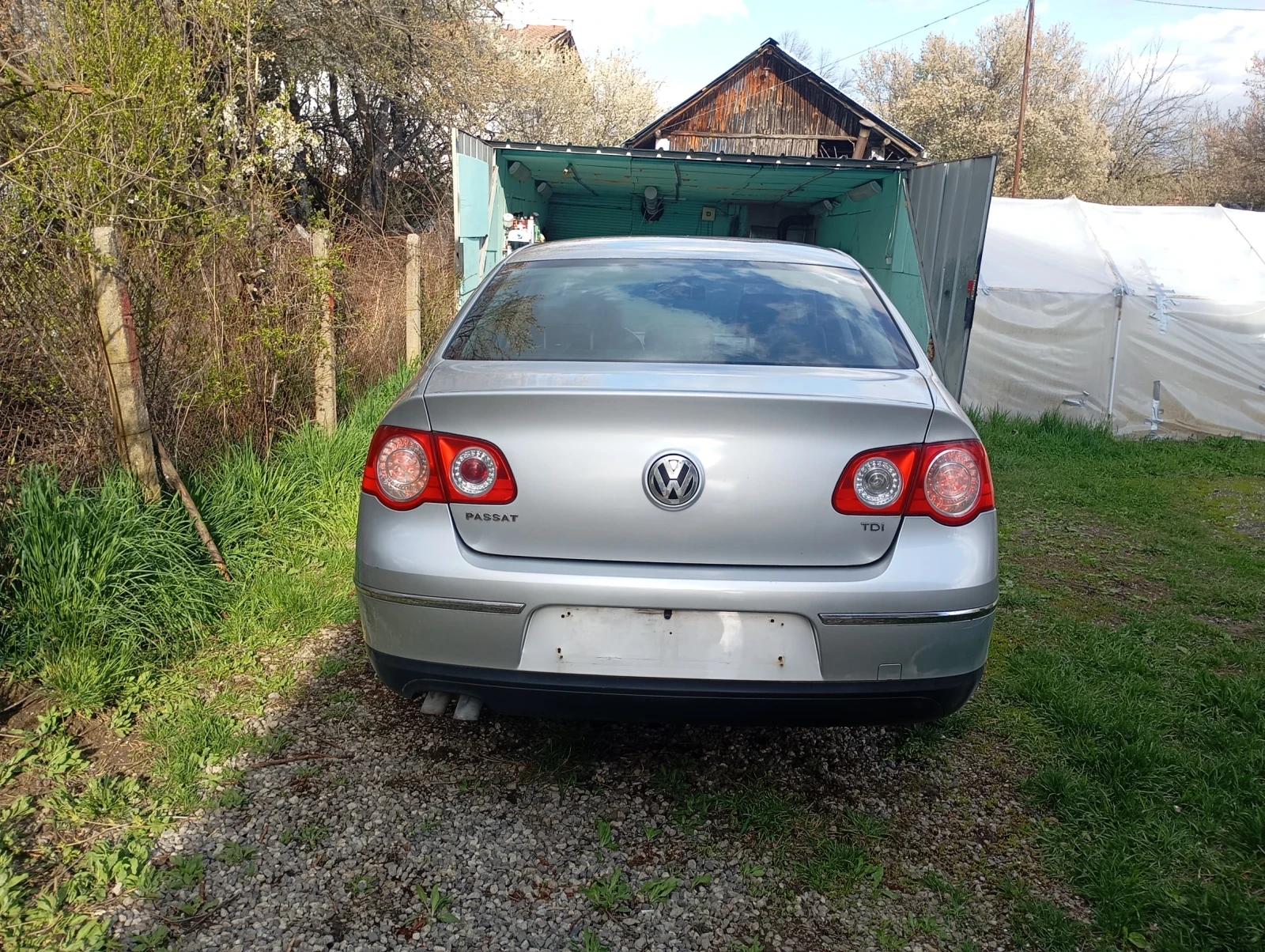 VW Passat 1.9 /105 ks, снимка 2 - Автомобили и джипове - 54334412