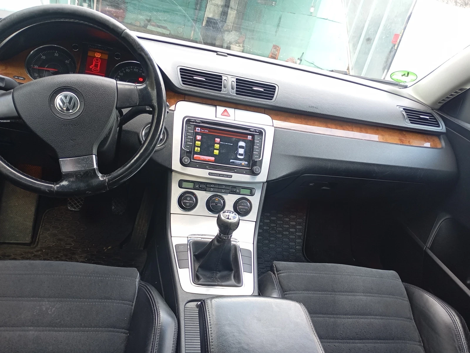 VW Passat 1.9 /105 ks, снимка 5 - Автомобили и джипове - 54334412