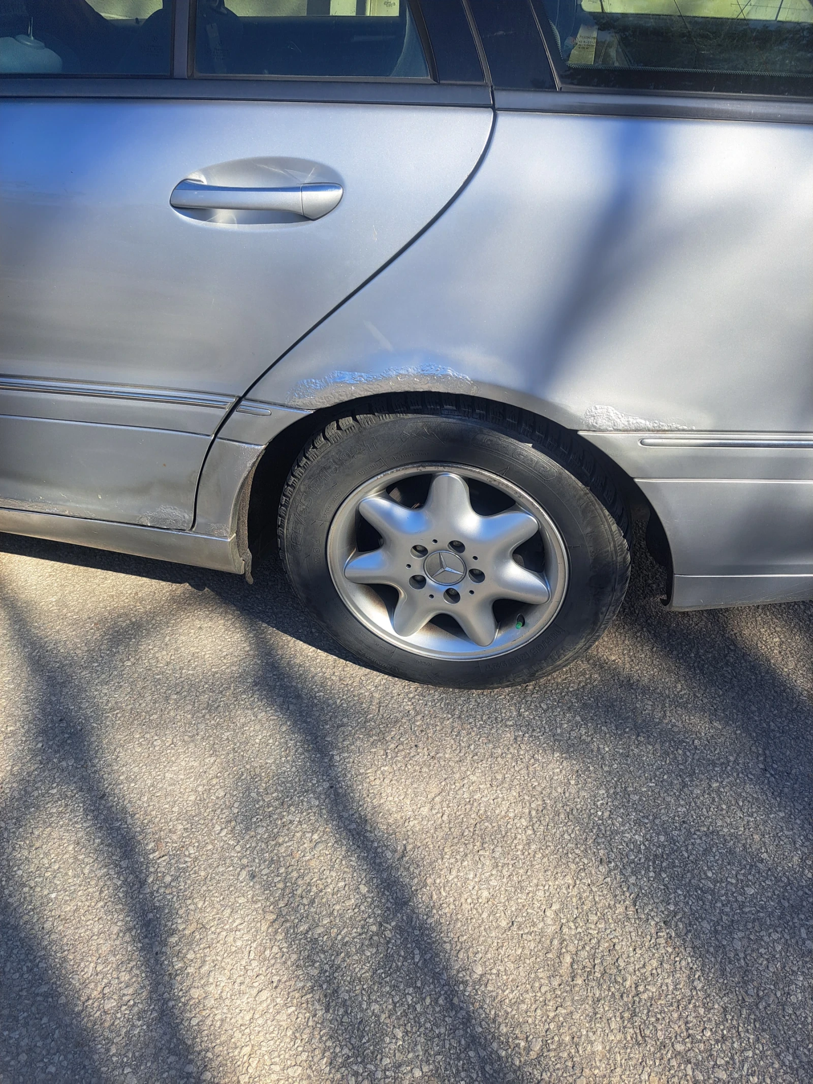 Mercedes-Benz C 180 W203, снимка 9 - Автомобили и джипове - 54353730