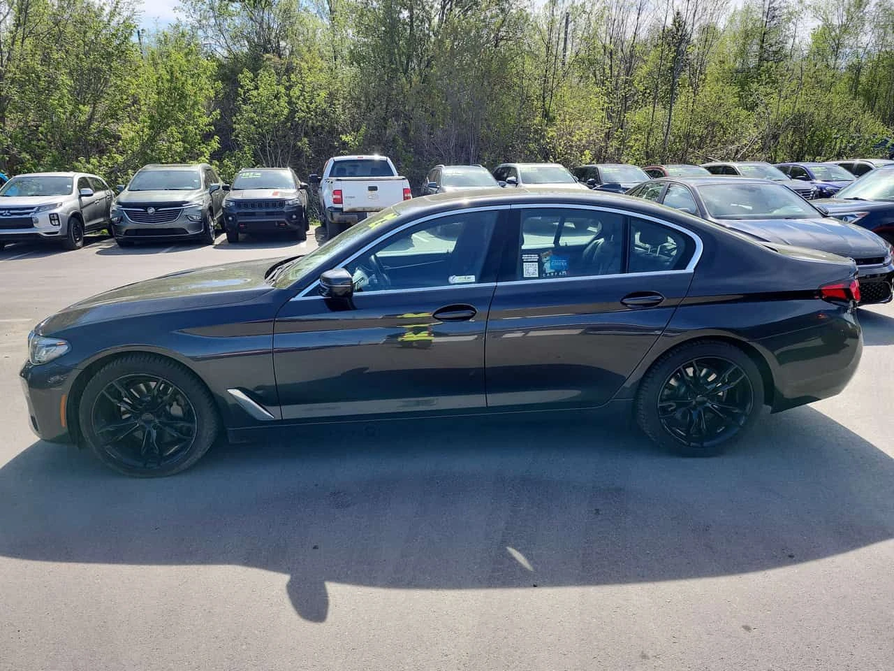 BMW 530 XDRIVE * М САЛОН* DIGITAL* ДВА ЧИФТА ГУМИ/ДЖАНТИ* , снимка 3 - Автомобили и джипове - 54663723
