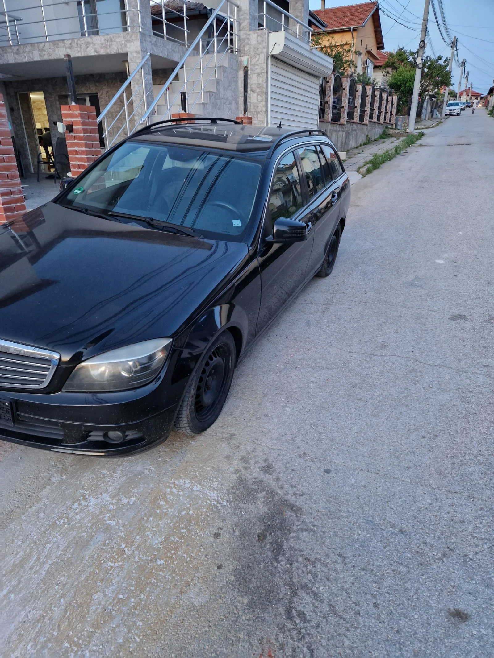 Mercedes-Benz C 200, снимка 3 - Автомобили и джипове - 54803898
