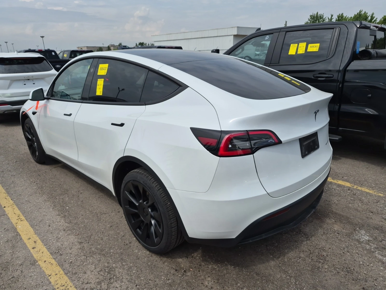 Tesla Model Y Long Range Dual Motor AWD, снимка 4 - Автомобили и джипове - 54870452