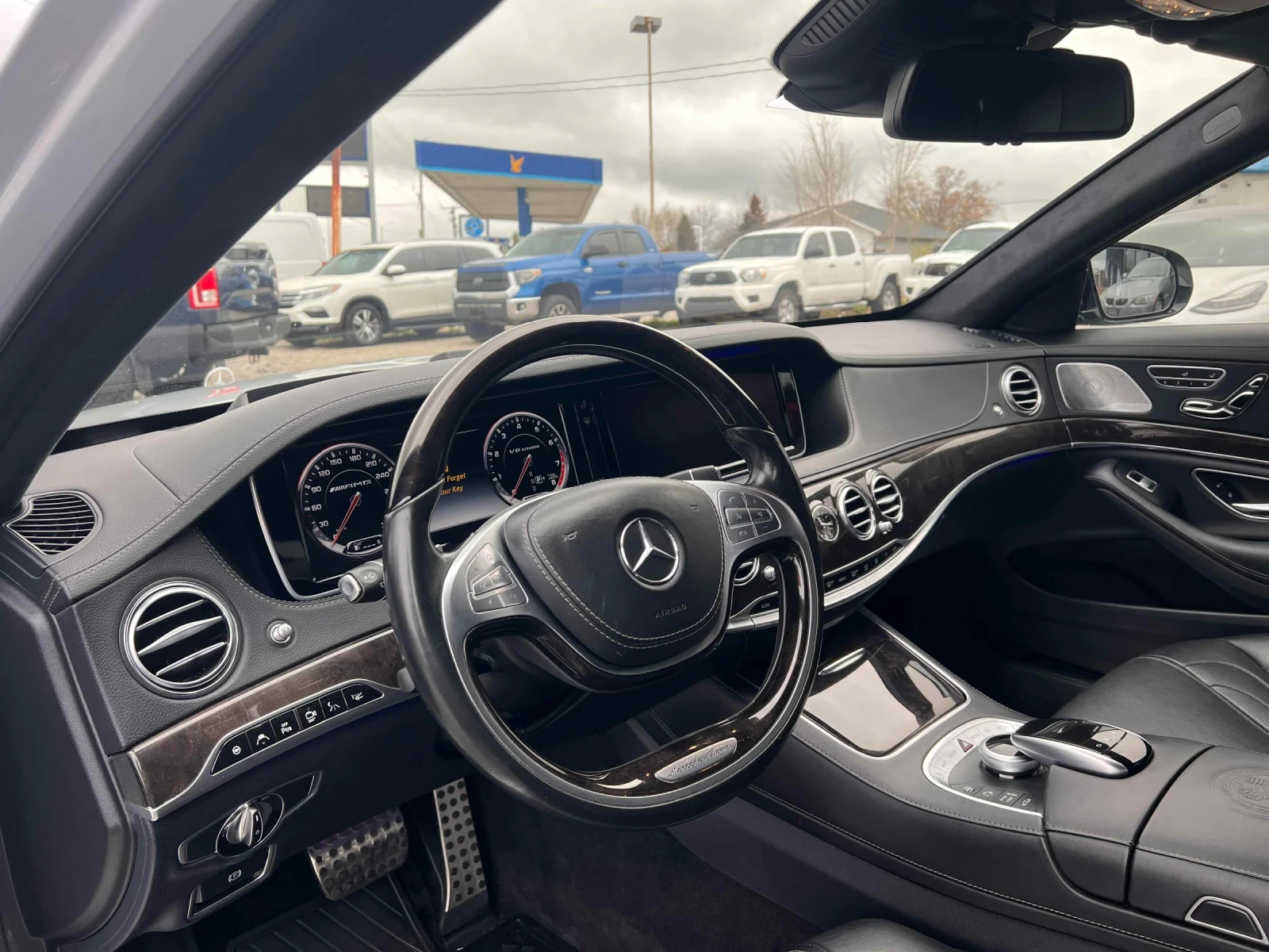 Mercedes-Benz S 63 AMG FULL* УНИКАТ* CARFAX, снимка 6 - Автомобили и джипове - 54883392