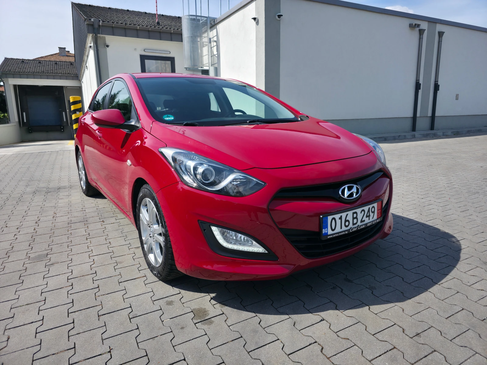 Hyundai I30 1.4i 16v, снимка 3 - Автомобили и джипове - 54885341