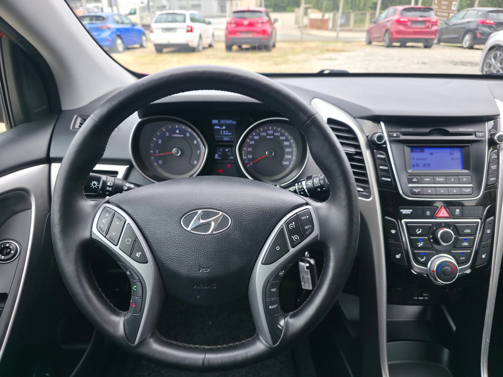 Hyundai I30 1.4i 16v, снимка 15 - Автомобили и джипове - 54885341