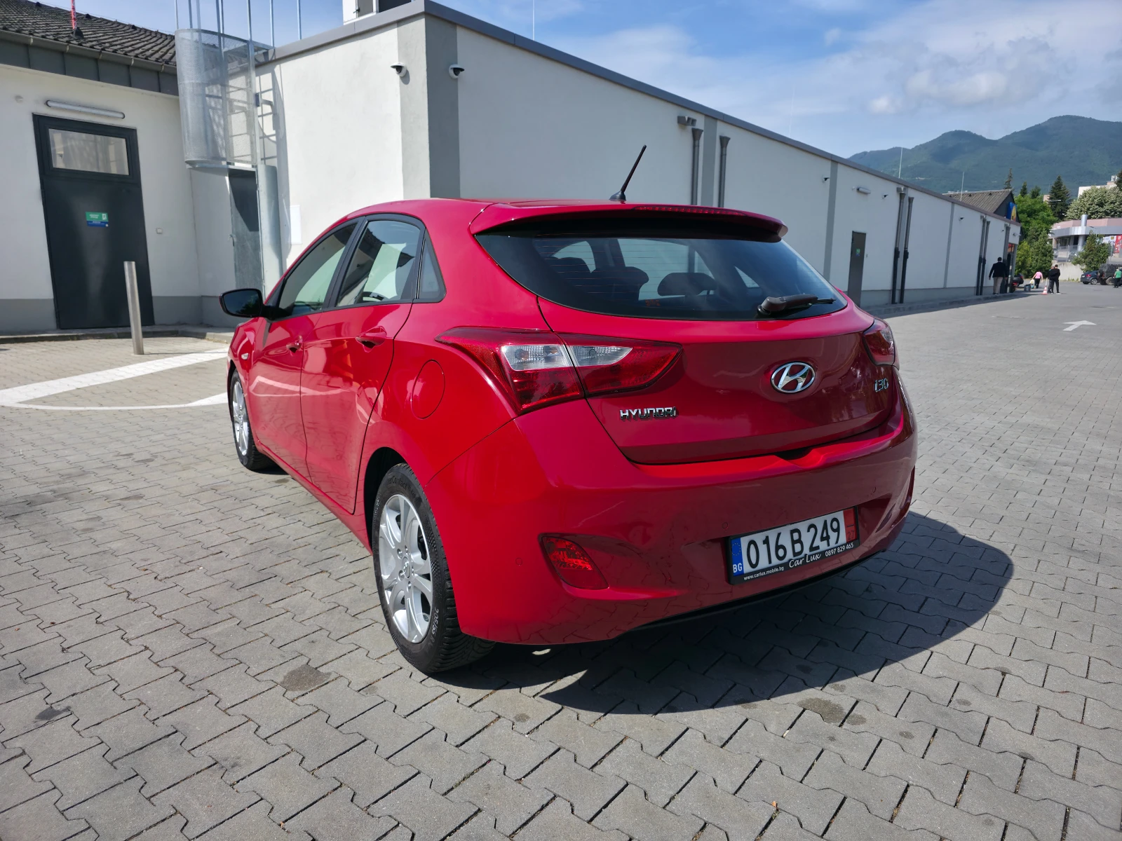 Hyundai I30 1.4i 16v, снимка 4 - Автомобили и джипове - 54885341