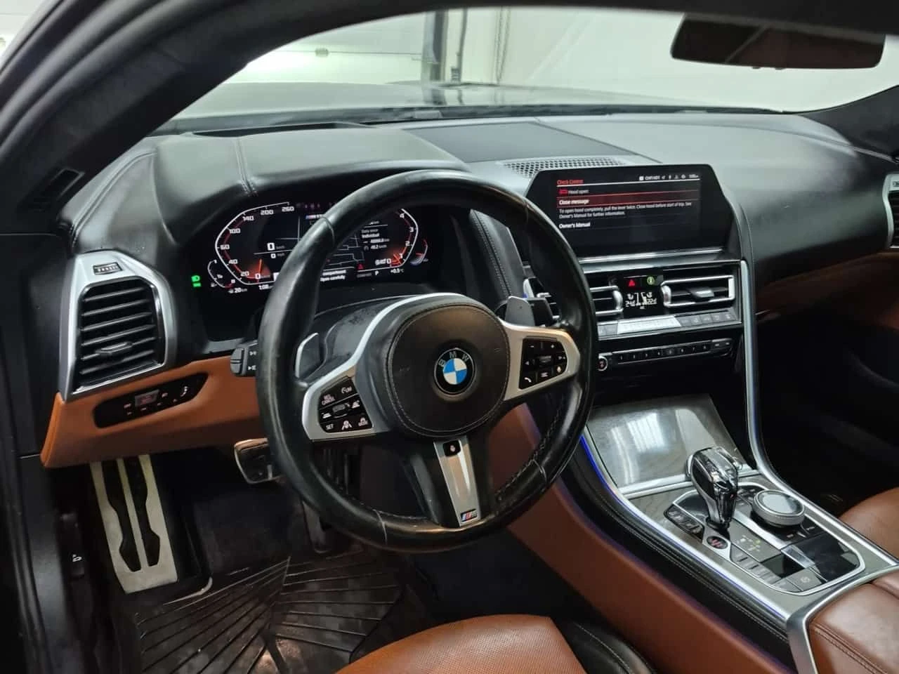 BMW 850 M850i xDrive/ДИСТРОНИК/360 КАМЕРИ, снимка 7 - Автомобили и джипове - 55023329