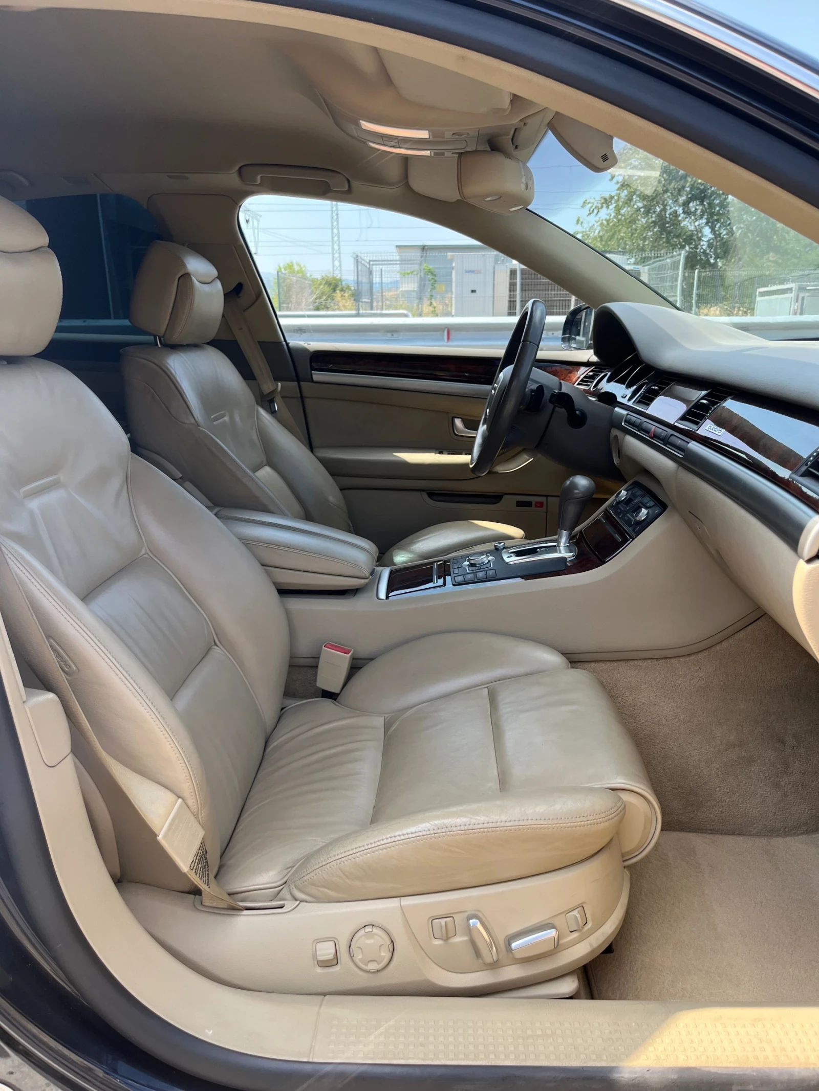 Audi A8, снимка 15 - Автомобили и джипове - 55777416