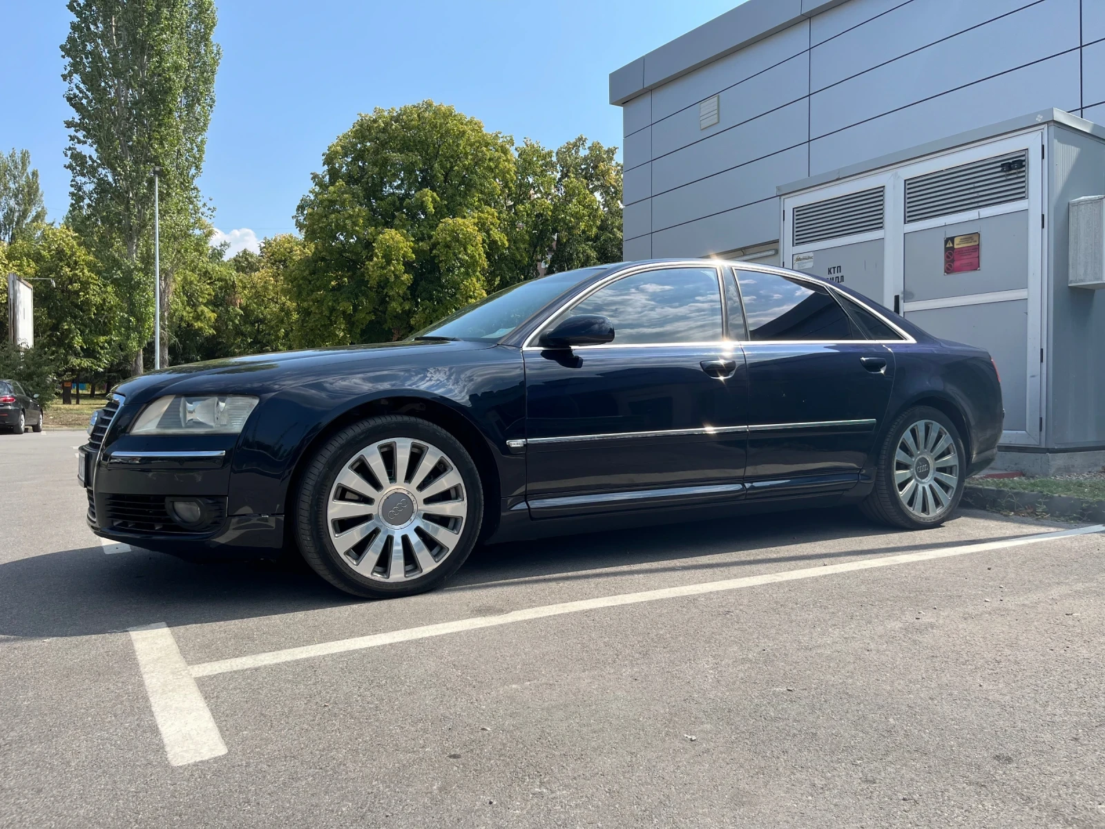 Audi A8, снимка 7 - Автомобили и джипове - 55777416