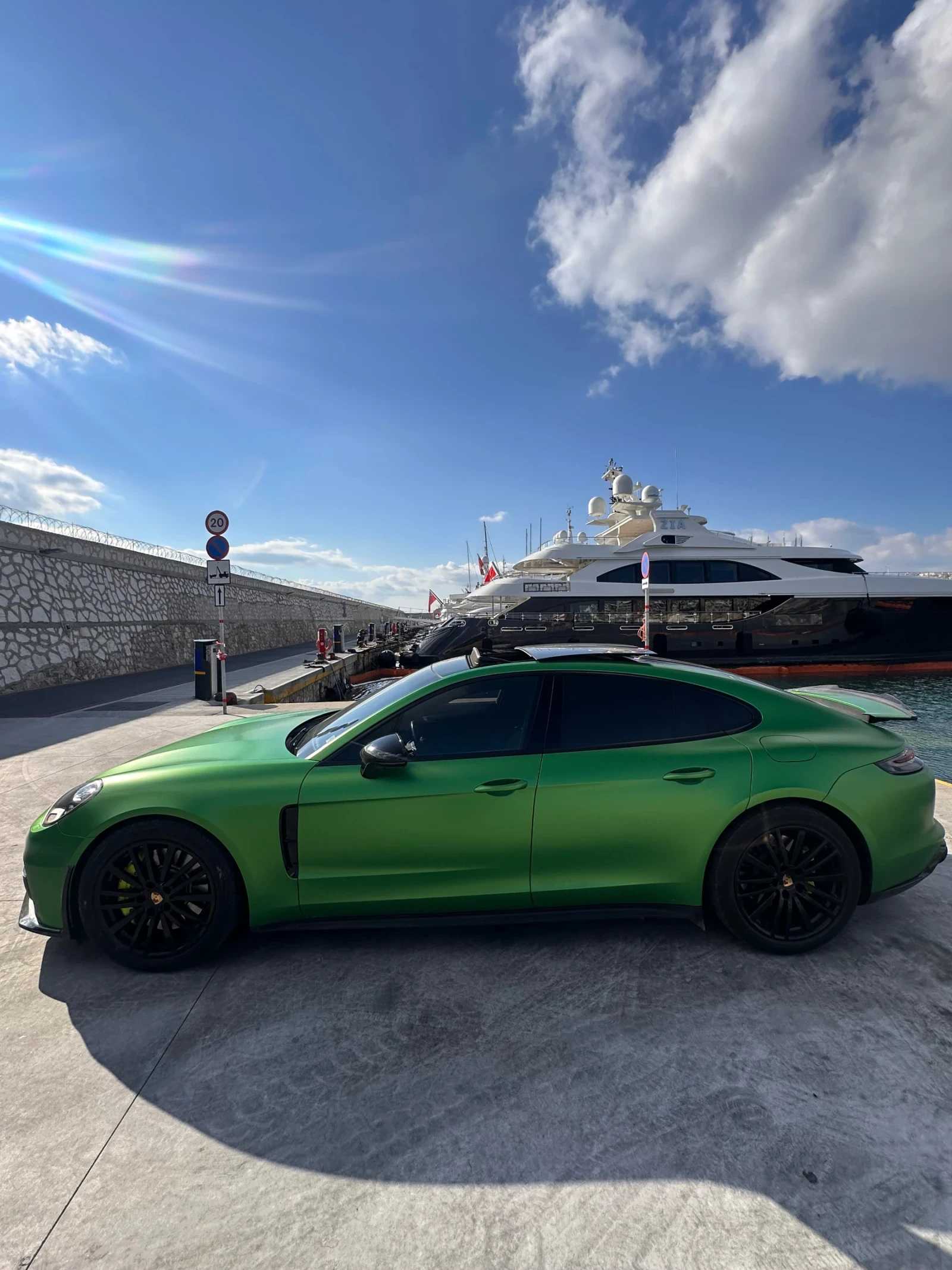 Porsche Panamera 4 E-hybrid , снимка 10 - Автомобили и джипове - 56265612