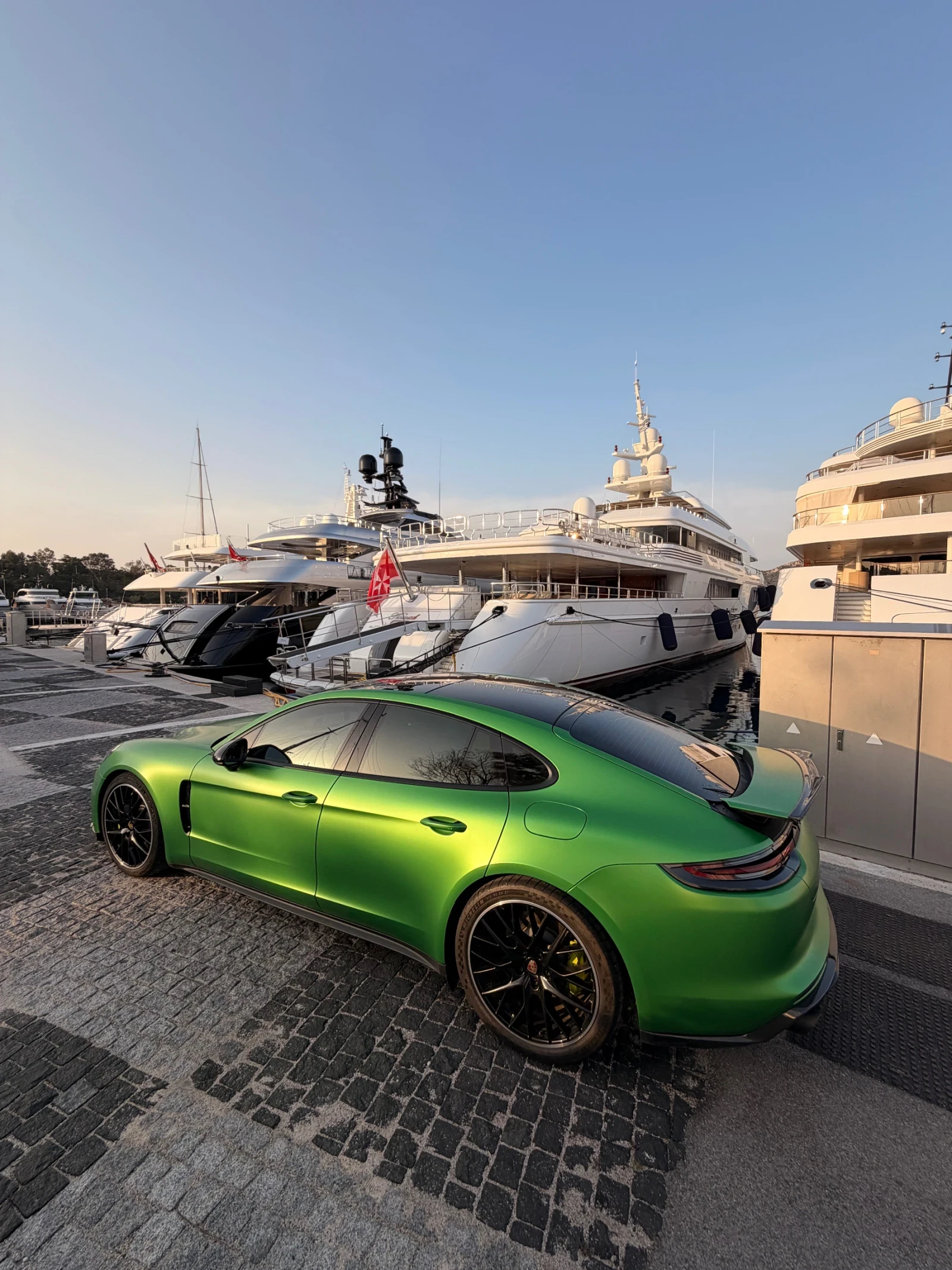 Porsche Panamera 4 E-hybrid , снимка 6 - Автомобили и джипове - 56265612