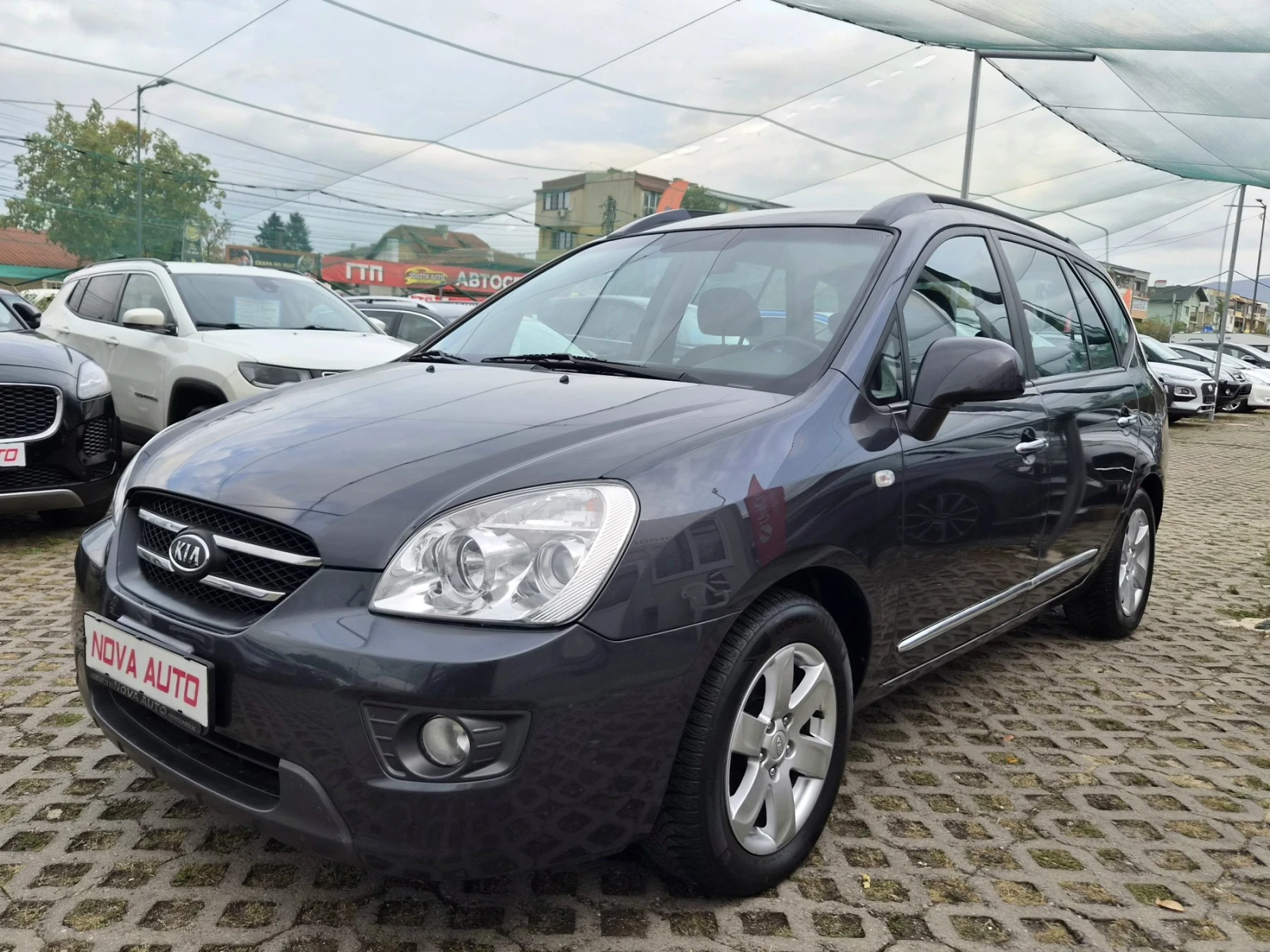 Kia Carens 2.0D-140кс-92.000км