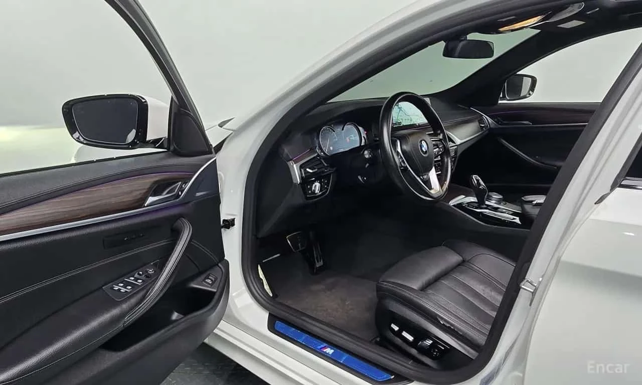 BMW 520 * 520d xDrive M Sport Package Plus * 360 * Head Up | Mobile.bg � ����������� 10