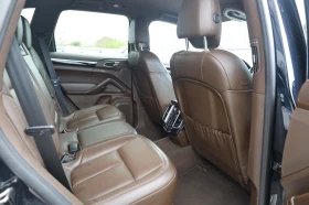 Porsche Cayenne 3.0D 4x4 LUFT KAM Обдухв LED Blind Lane #iCarbg - 34900 € / 68258.47 лв. - 57795547 8