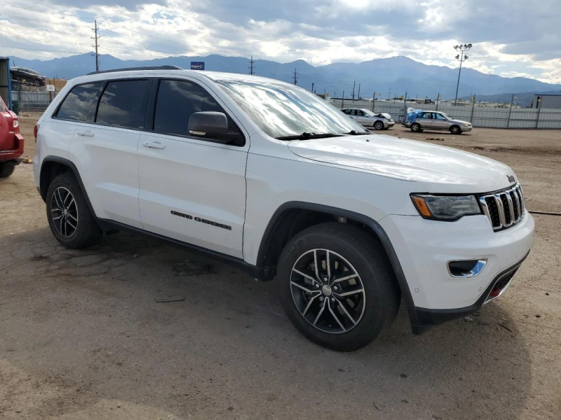 Jeep Grand cherokee 4X4 TRAILHAWK | СЕРВИЗНА ИСТОРИЯ, снимка 4 - Автомобили и джипове - 48456882