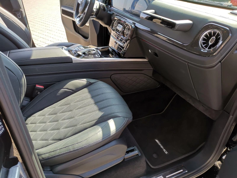 Mercedes-Benz G 63 AMG 4-MATIC/NIGHT/BURM/360/SUPERIOR/22/, снимка 12 - Автомобили и джипове - 52525326
